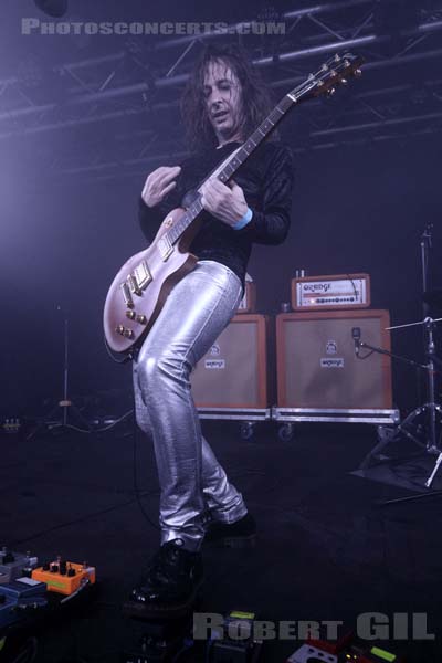 WHITE HILLS - 2015-07-18 - PARIS - La Boule Noire - 
